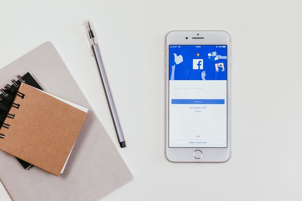 How to use Facebook stories for business